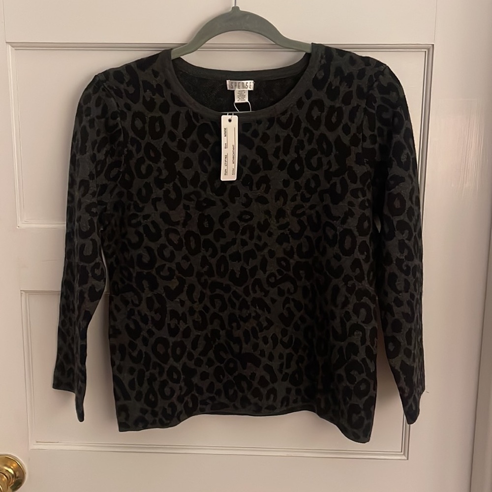 Spense Black leopard cropped sweater in Medium